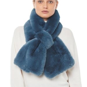 Apparis Luna Faux Fur Scarf in Stone Blue